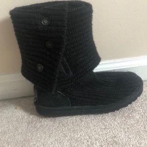 Black knitted Ugg boots